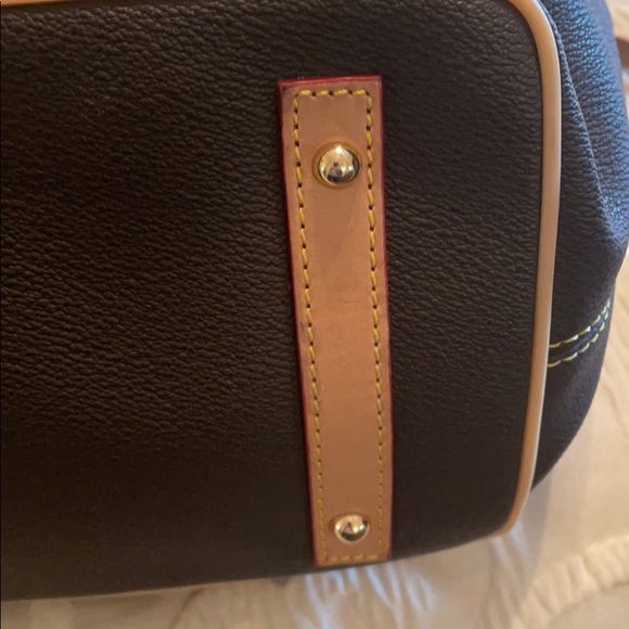 shopper tote. brown/ leather handles. Red inside - Picture 4 of 6